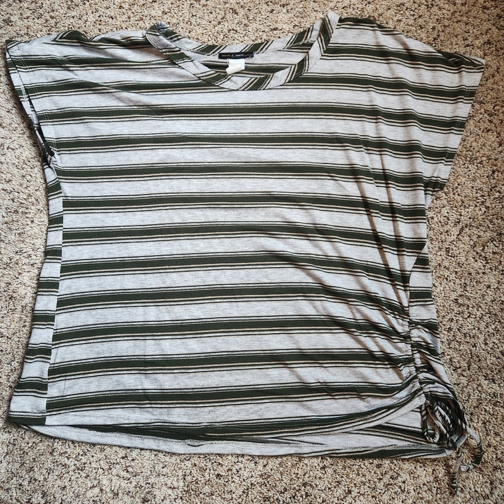 Rouched Strpied Tee